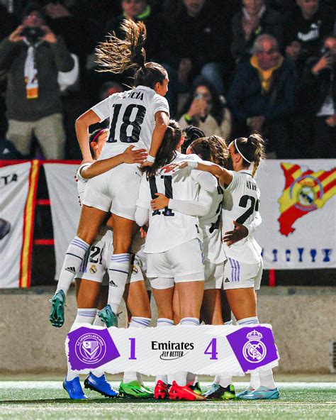 Sigue en vivo y en directo el Levante Las Planas - Real Madrid, correspondiente a la jornada 12 de Liga Iberdrola. Final del partido. FINAL 2ª TIEMPO 0-2. 90'+3'. María Luisa García Antolín por Athenea del Castillo. 82'. 